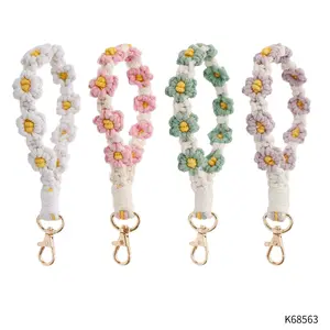 Macrame Daisy Flower Wristlet Keychain: Assorted