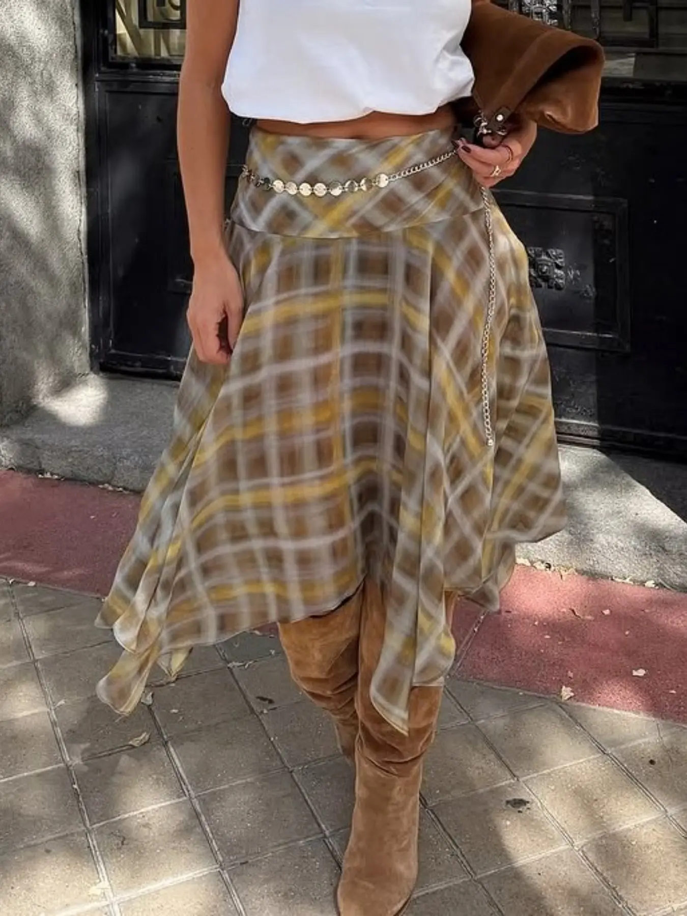 Womens Plaid Asymmetrical Midi Skirt, High Waist Skirts, Flowing Handkerchief Hem Soft Lightweight Fabric Vintage Chic Street Style Casual Spring Autumn Outfit Y2K Retro Slim Fit Daily Wear