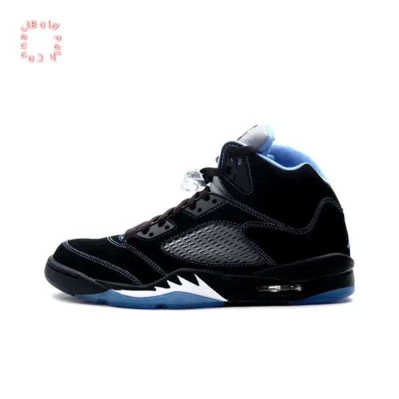 Black Nubuck Upper High-Top Retro Basketball Shoes with University Blue Lining and Translucent Outsole