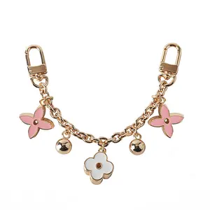 1pc Black and White Pink Lucky Four-leaf Clover & Gold Ball & Fox Pendant Bag Decorative Chain, Mother's Day gift Fashion Accessories Charms