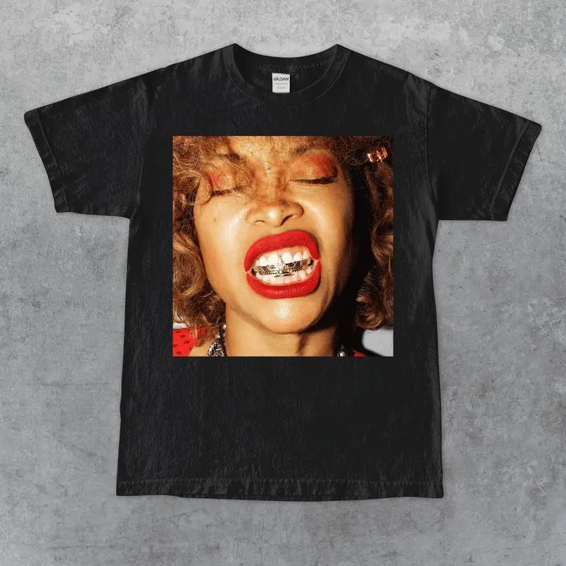 Unisex Erykah Badu Menswear Tshirt - Retro 90’s Graphic, Vintage Soul & R&B Legend, Soft Cotton Round Neck Top, Domestic Wide Size Range, Classic Streetwear Casual Fan Gift, Shortsleeve, 100% Cotton