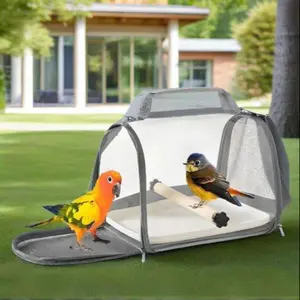 Pet Safety Travel Carrier Bag, Portable Parrot Bird Cage, Breathable Full-View Bird Backpack, Suitable for Lovebirds Lizards