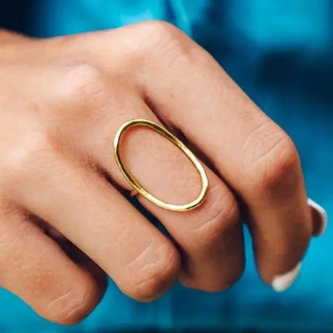 Women's Minimalist Copper Geometric Dainty Ring - Elegant Fashion Ring for Women, Casual Comfortable Costume Jewelry, Understated Luxe Daily Wear, Thoughtful Birthday Gift