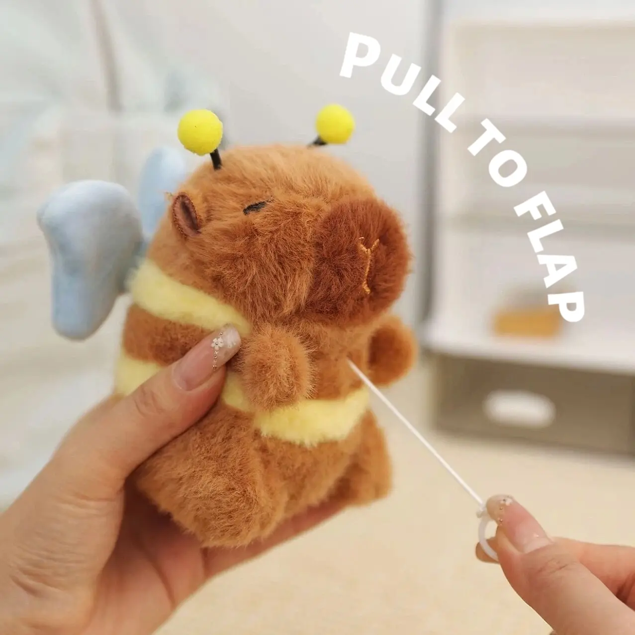 Cute Plush Bee Capybara Soft Stuffed Toy, 4.5 in Huggable Stuffed Animal, Wing-Flapping, Shake-Squeaking Squeaky Keychain Accessory for Backpacks, Cuddly Doll Gift for Kids, Cute Collectible