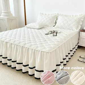 Elegant Shell Pattern Bedskirt Set, Decorative Bedding Set, Includes One Bedskirt and Two Pillowcases, Non-Slip Mattress Protector, Soft Skin-Friendly, All Seasons Use
