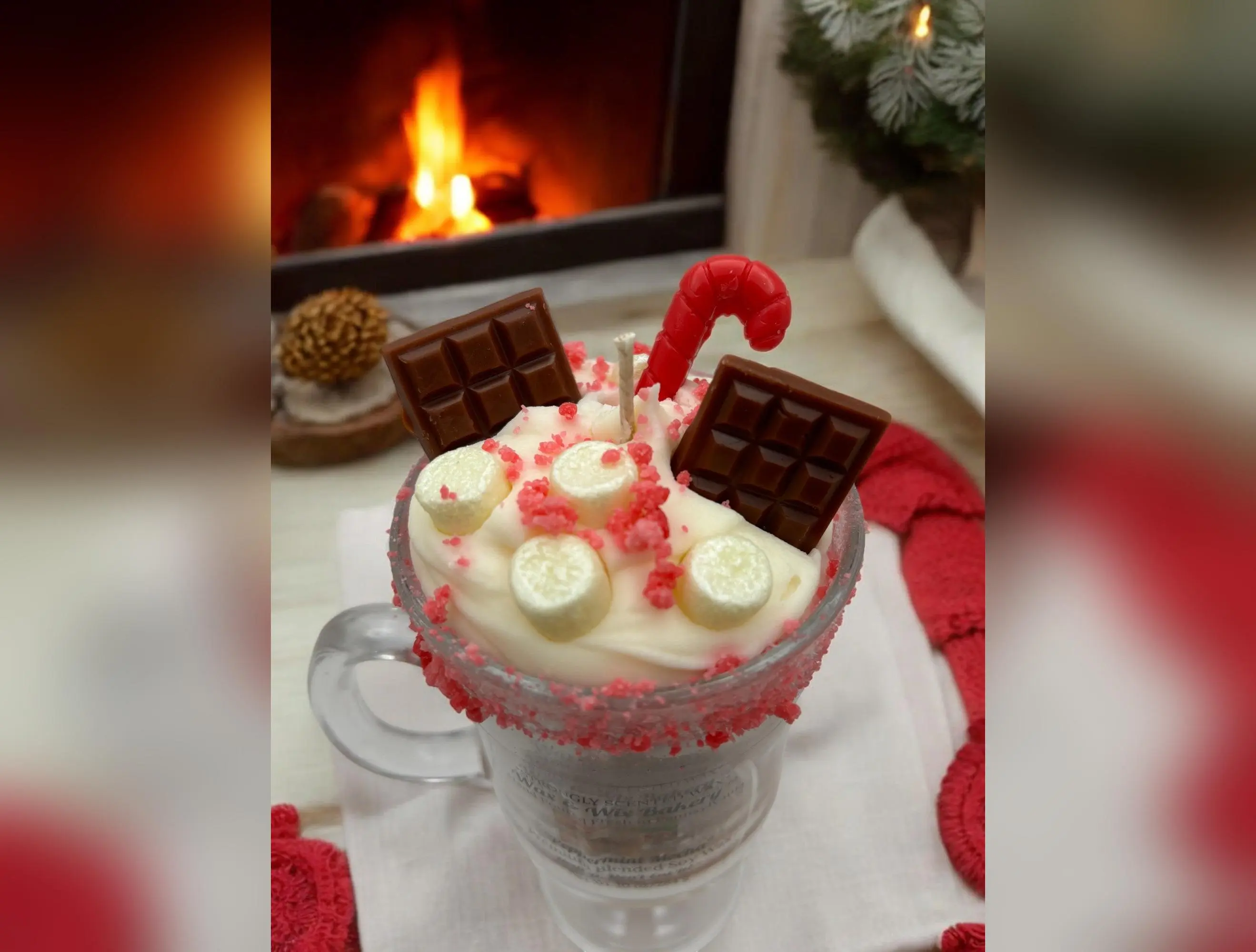 Peppermint Mocha Candle. 10 oz. Soy Candle/Chocolate/Candy Canes/Marshmallows. Strongly Scented Candle/Christmas Candle/Holiday Candle/Winter
