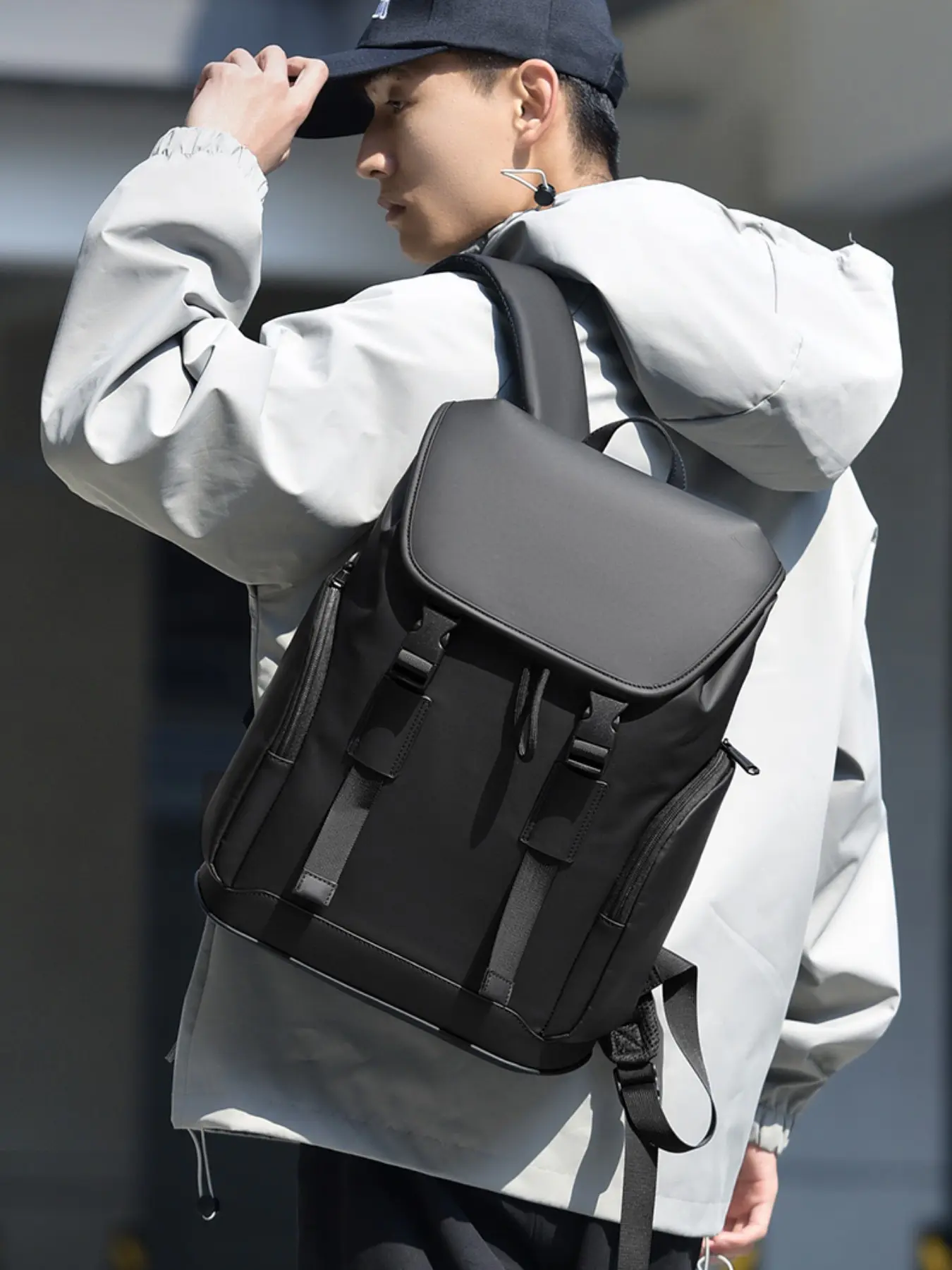 Men's Fashionable Large Capacity Waterproof Backpack, Lightweight Multifunctional Laptop Bag, Outdoor Commute Travel Gear, Casual Lightweight Backpack, Water Resistant Backpack