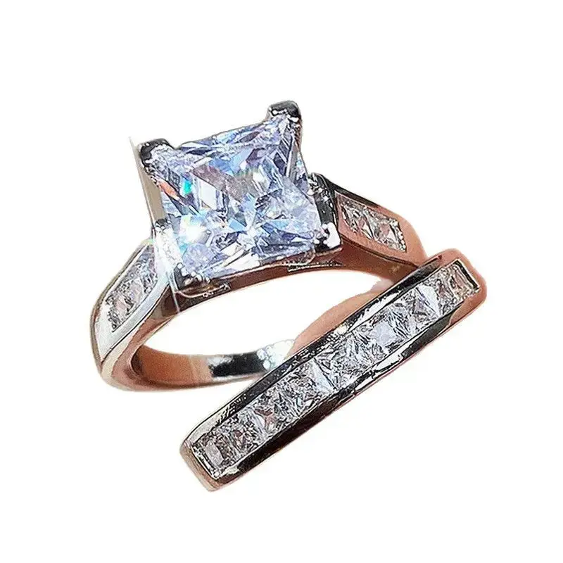 Women's Romantic Promise Ring - Square Cut Cubic Zirconia Crystal Rose Gold-Finish Prong-Set Band, Beautiful Rings for Wedding/Anniversary, Romantic Gifts for Her