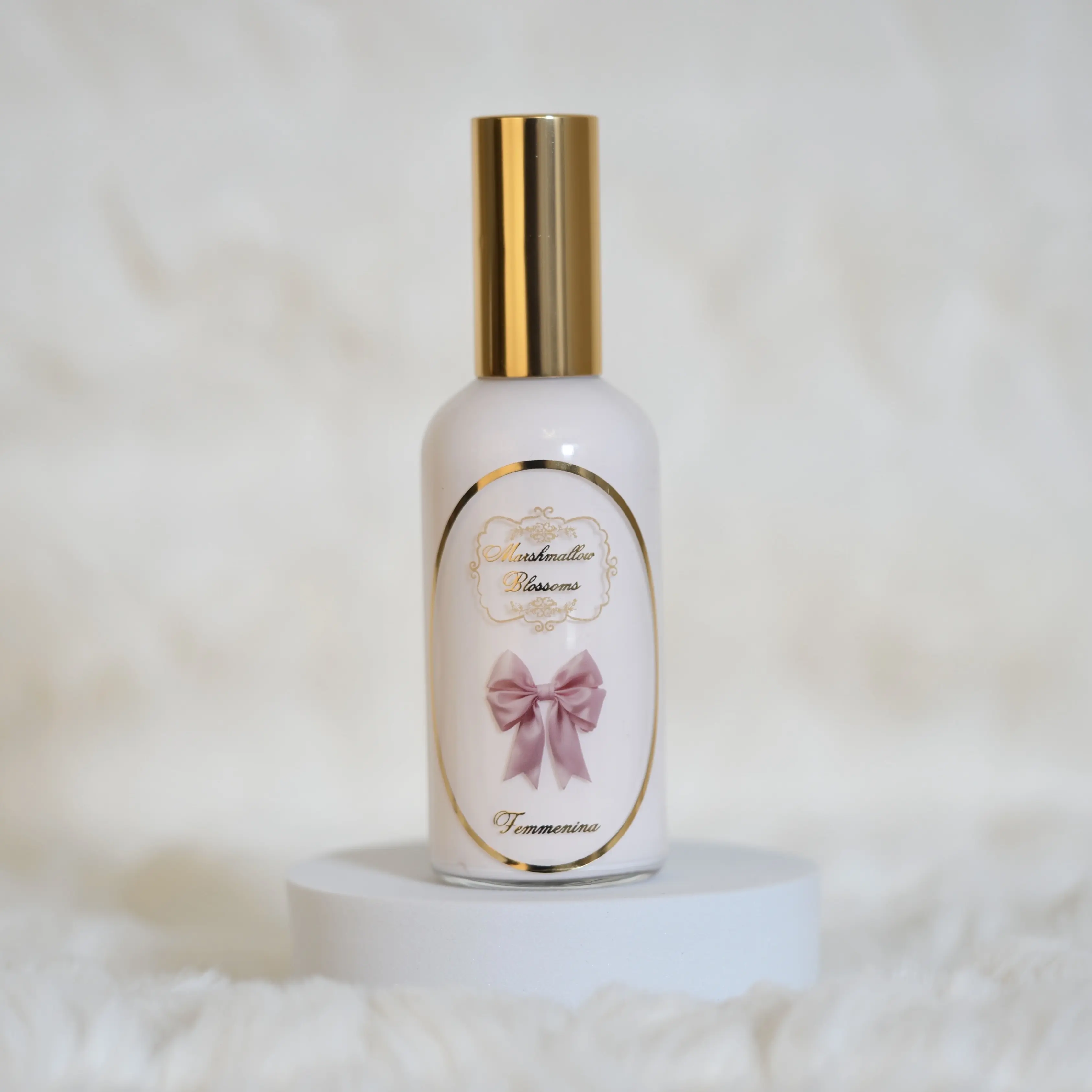 Femmenina Marshmallow Blossoms Hair Mist, Concentrated formula, A Delicate Mist of Lasting Elegance for Your Hair, Lightweight Vegan
