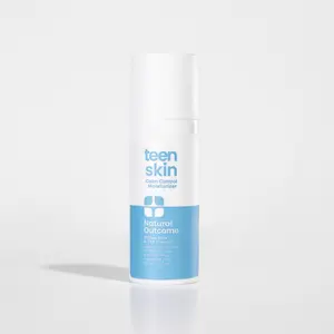 Natural Outcome Teen Skin Calm Oil Control Daily Moisturizer 1.7 oz - Lightweight Gentle Acne Relief for Sensitive Skin with Aloe Vera & Chamomile, Non-Greasy Comfort Formula