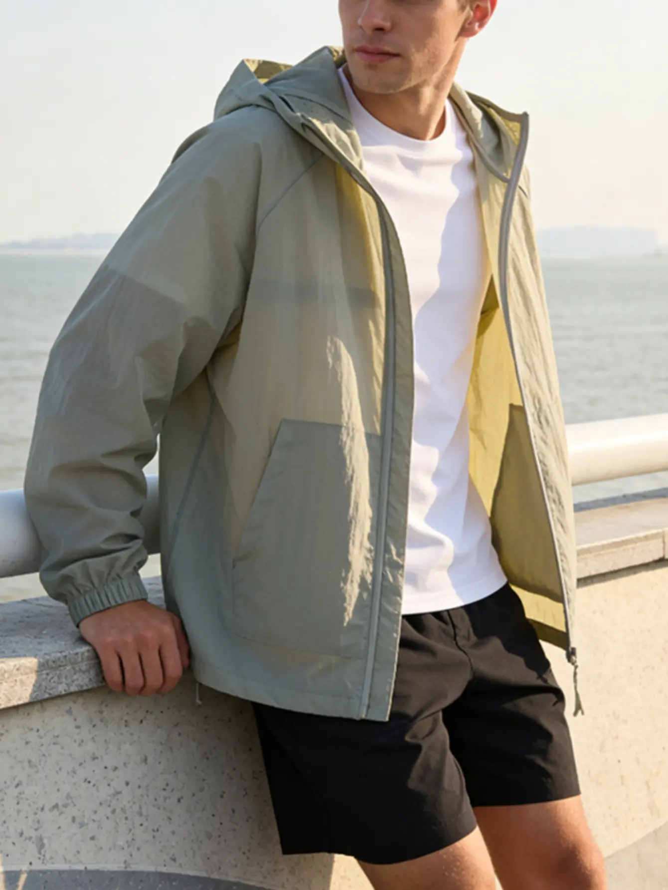 Men’s lightweight jacket for summer, ultra-thin sun protection jacket, outdoor fishing wear, vacation/travel beach outerwear, couple matching sports shirt