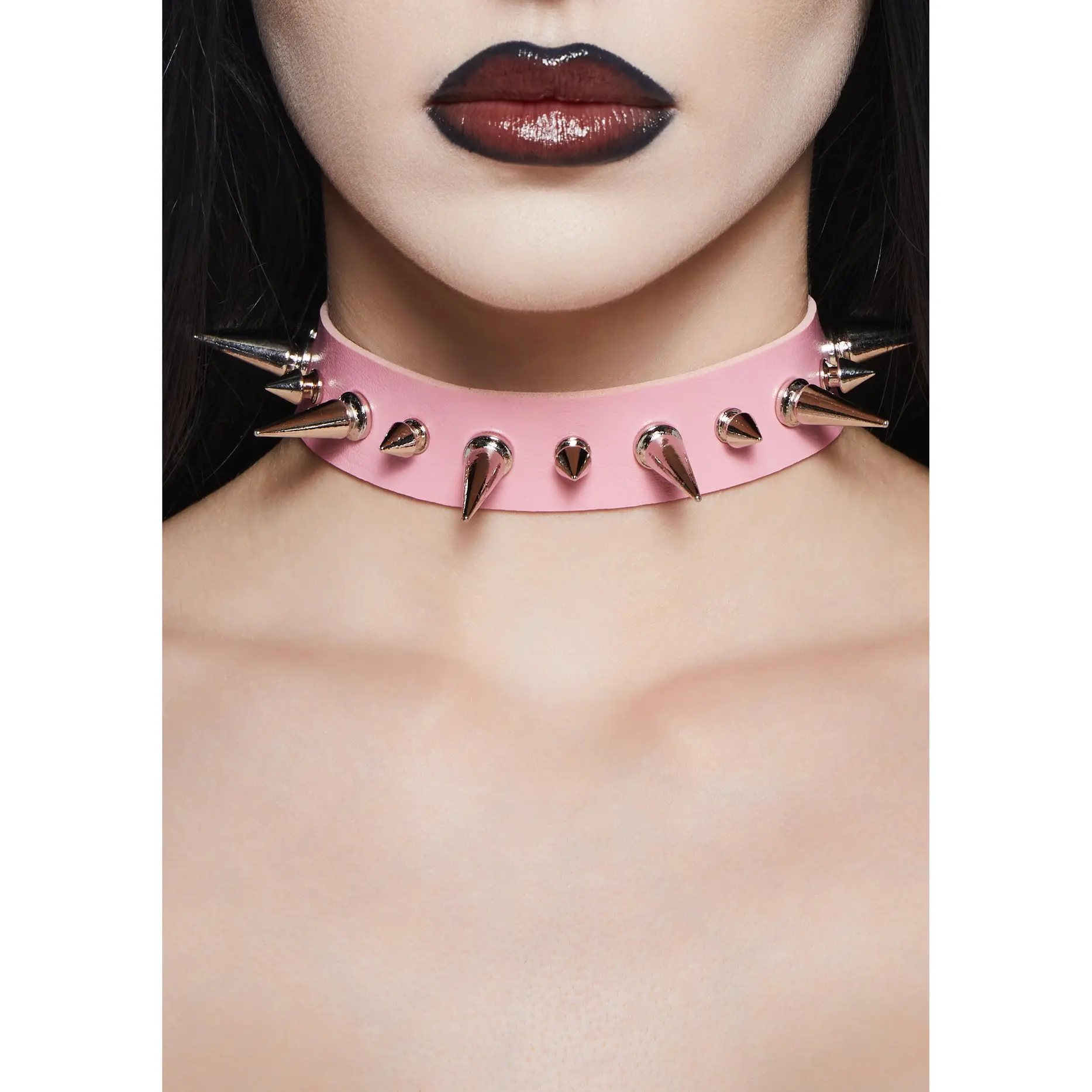 Heart To Get Spiked Choker