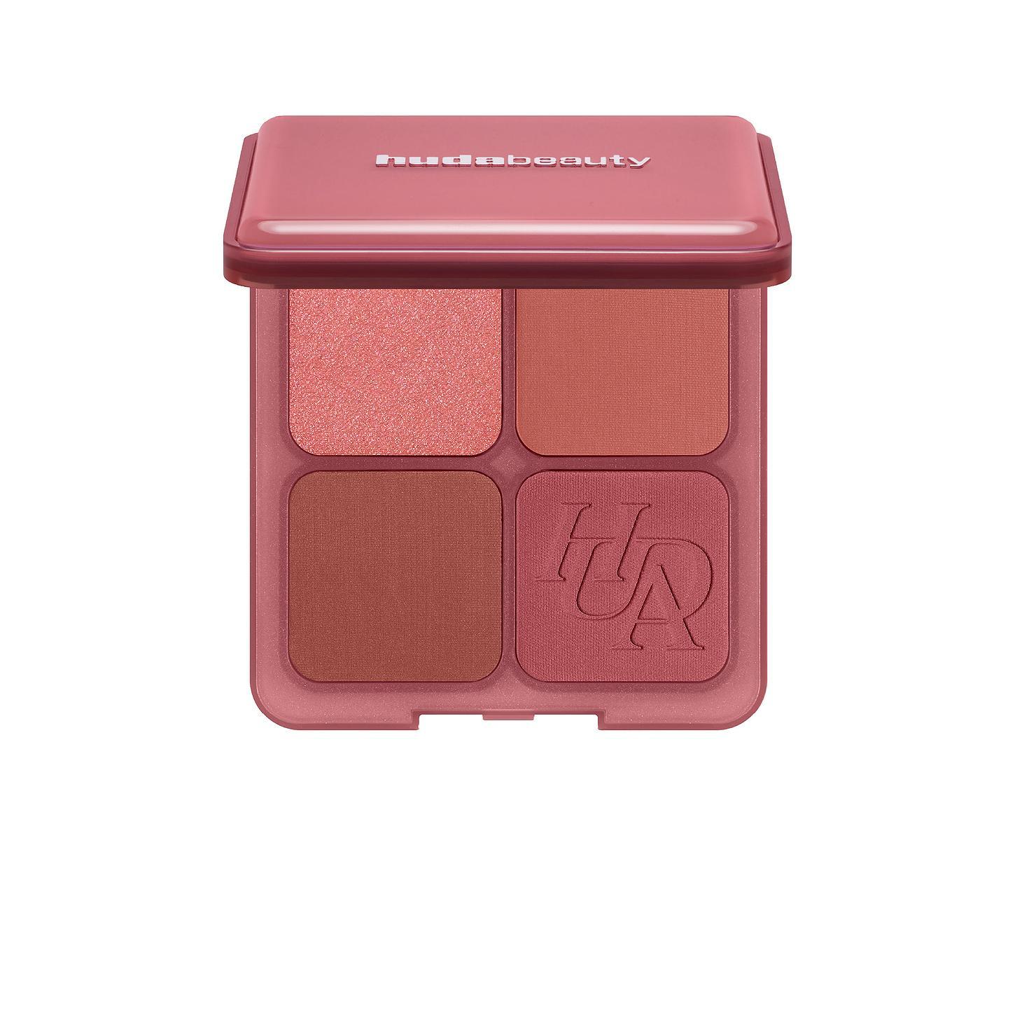 Huda Beauty Blush Filter Palette in Strawberry Latte Huda Beauty Blush Filter Palette in Strawberry Latte