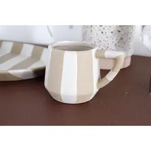 Ceramic Striped Mug – Modern Neutral Coffee Cup for Everyday Use