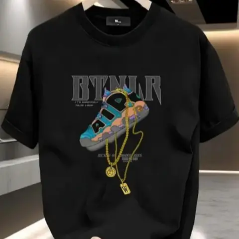 Unisex Short-Sleeve Round Neck Casual Tshirt with Big Gold Chain Graphic - Sporty Chic Streetwear Top for Spring-Summer Couples, Youthful Vibe Sports Apparel