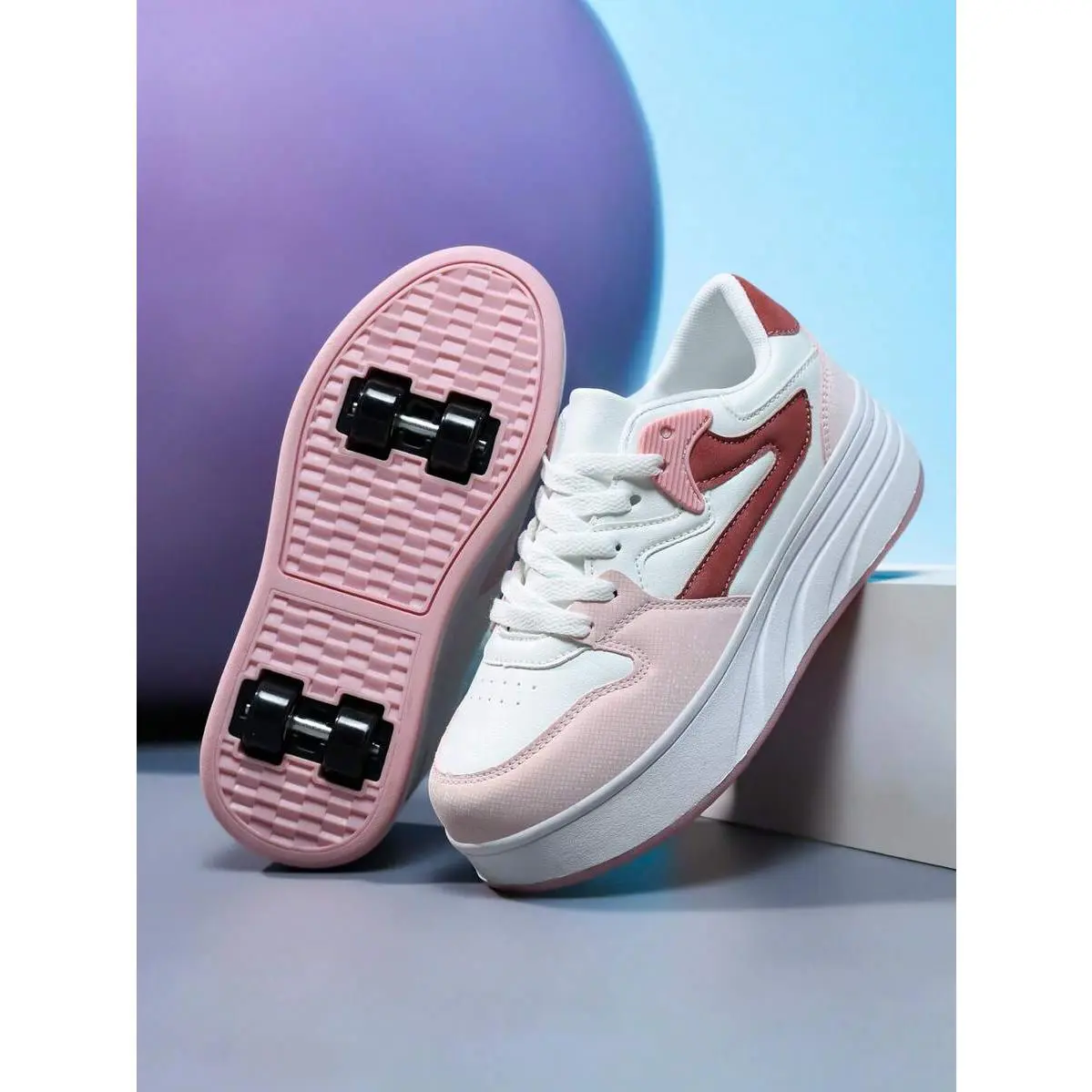 Unisex Roller Skates with 4 Wheels, Detachable and Convertible Design, Double Row Roller Skates for Improved Stability, Suitable for Fashionable Casual Wear and Sports, Suitable for Teenagers