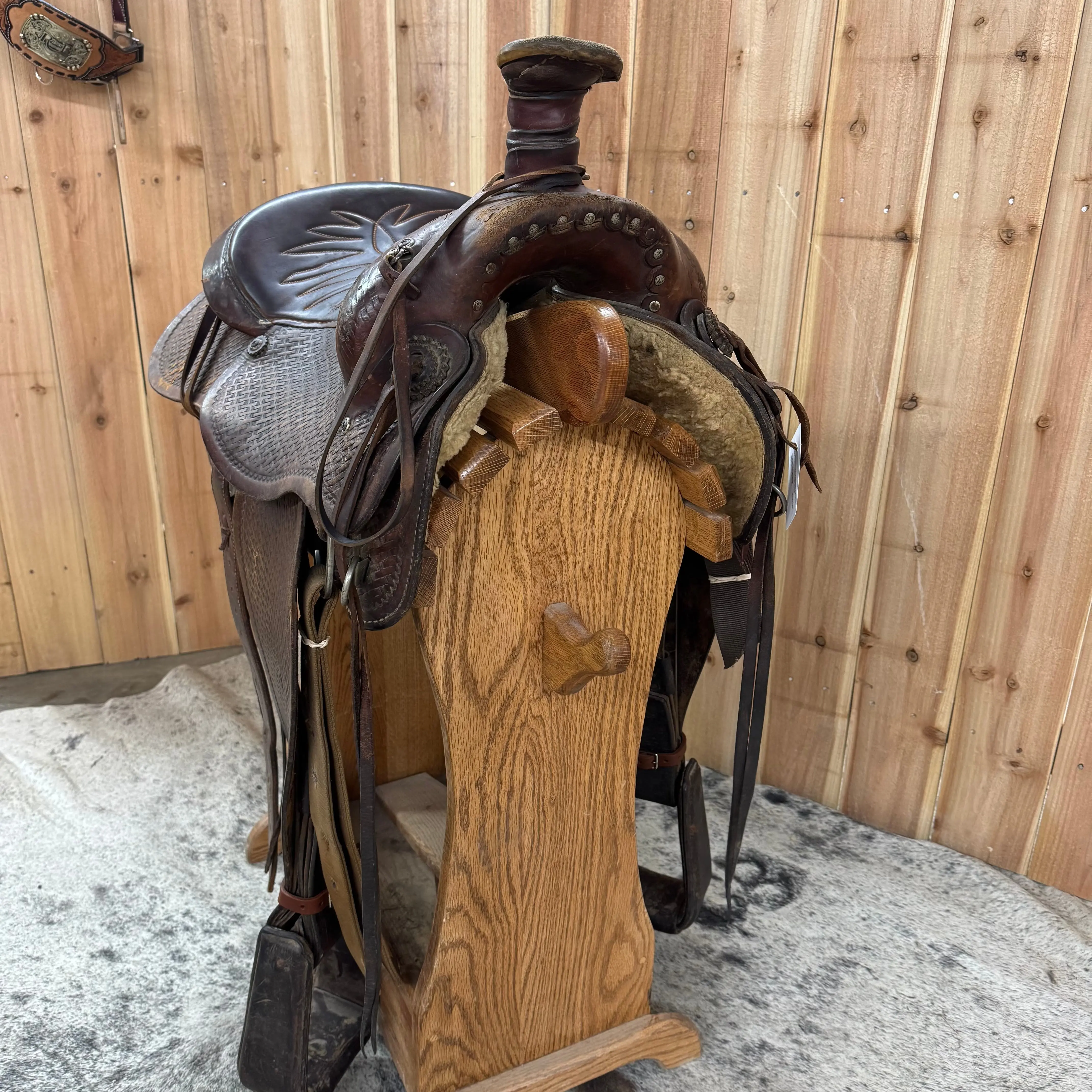 Used Colorado Saddlery Roper Saddle, 15" Seat