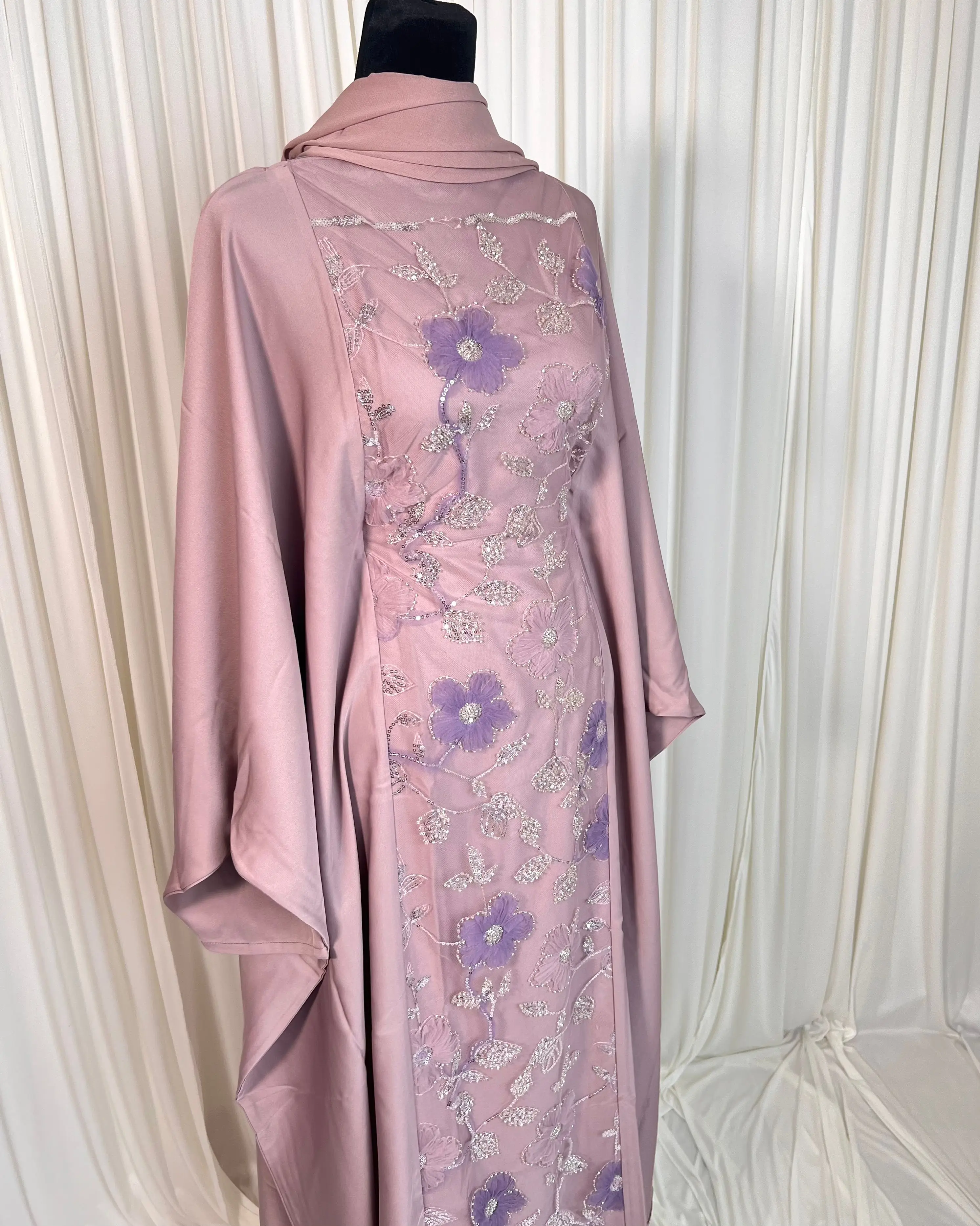 Zuhur Butterfly Abaya