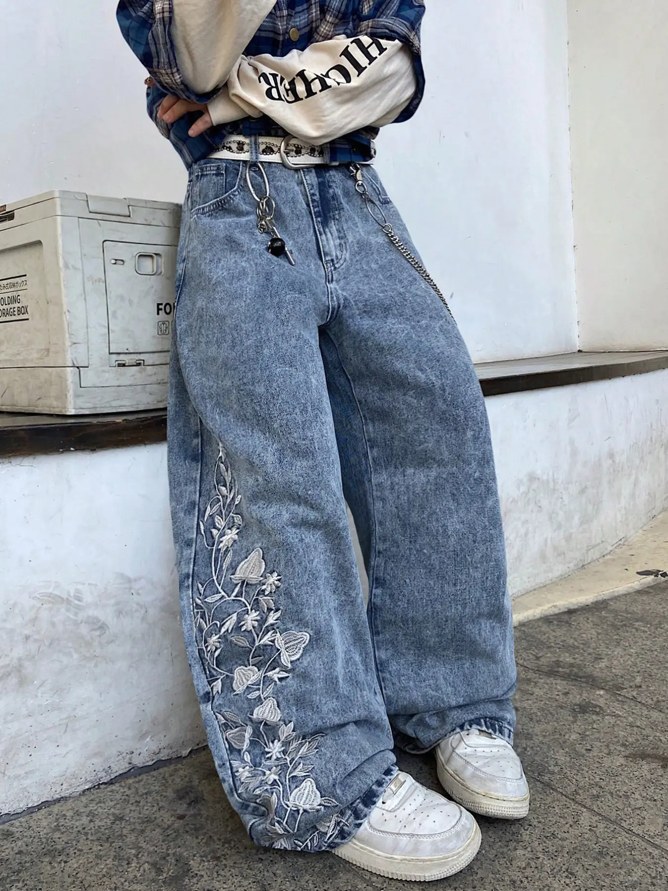 Men's Summer Thin Oversized Wide Leg Denim Jeans with Embroidered Floral Design, Loose Fit Pants, Relaxed Flattering Fit, Full-Length, 2026 New Arrival