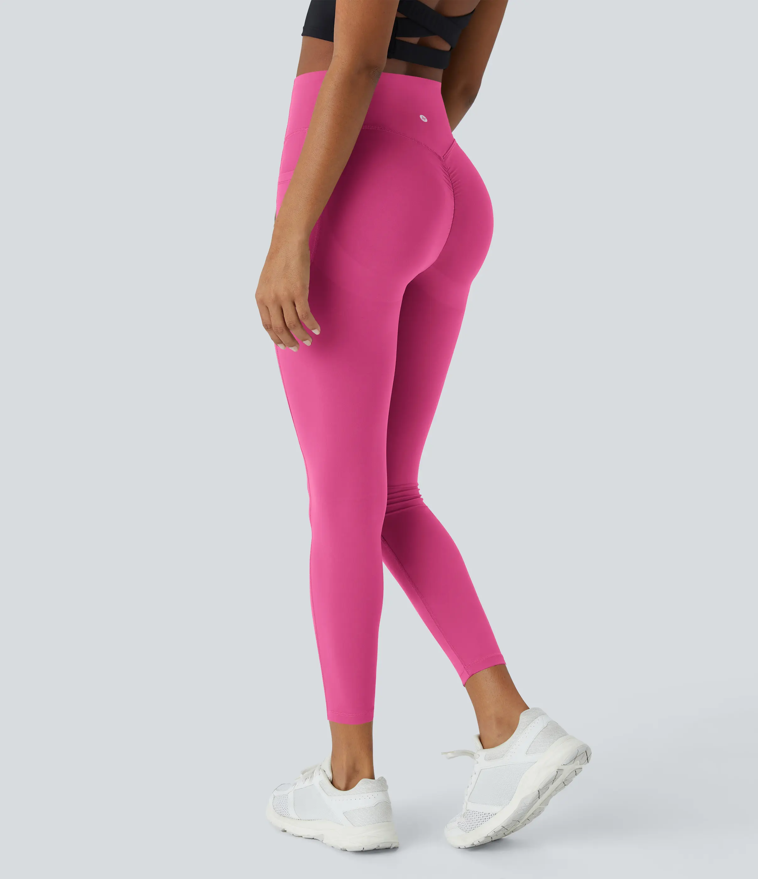 Halara UltraSculpt High Waisted Scrunch Butt Lifting Tummy Control Pocket Shaping Training Leggings #BackToSchool
