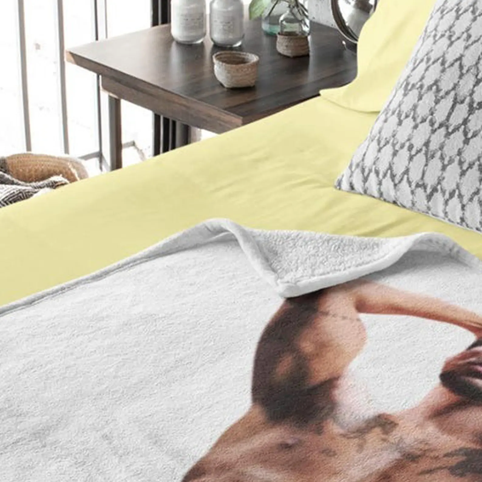BBu Blanket Velveteen Plush Cozy Yo Perreo Sola Fan, Music Tour Lovers Him or Her