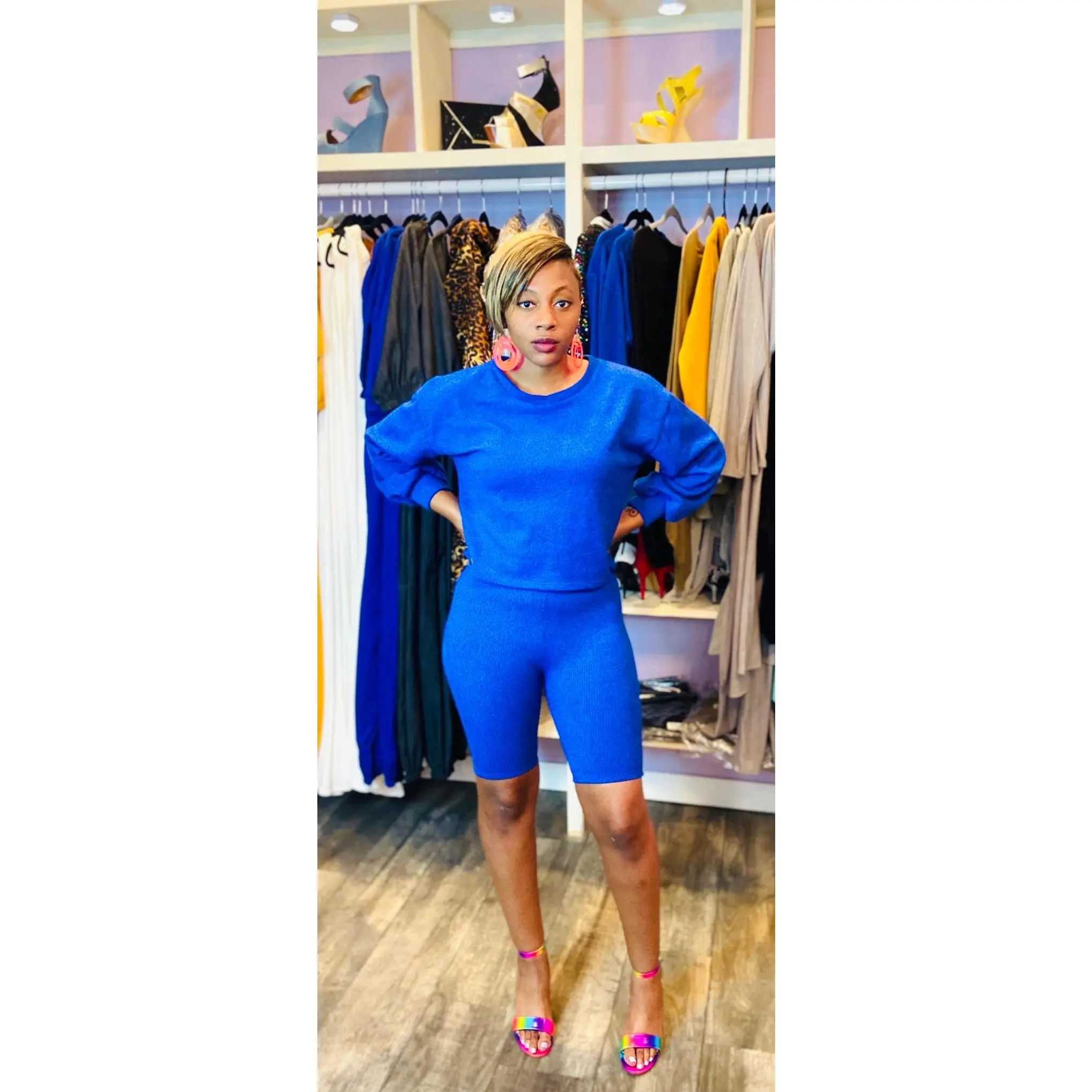 SWEATSHIRT TOP & BIKER SHORTS SETS