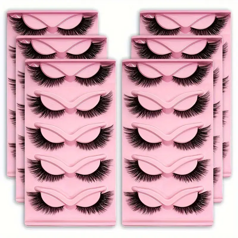 Cat Eye Strip Lashes, D Curl Wispy Dramatic Reusable False Eyelashes, 3 Packs (15 Pairs Total) for Daily Use, Beauty Makeup Accessory (Glue Required) - Ideal Gift Option