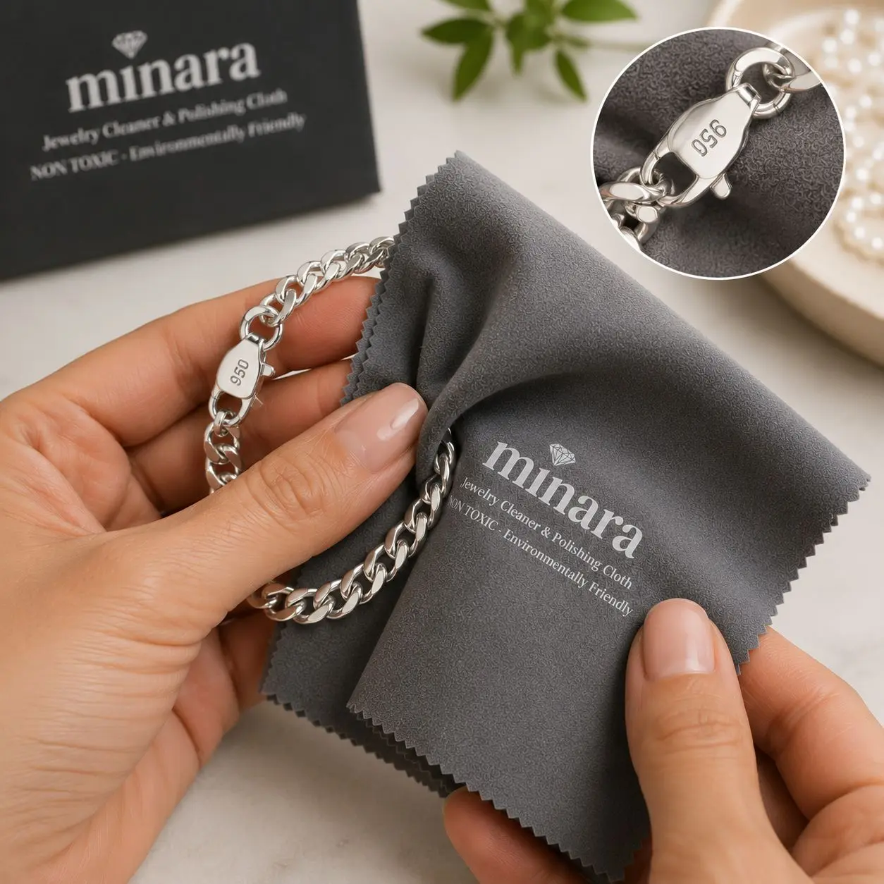 Large Silver Jewelry Cleaning Cloths, Multi-Layer Double-Sided Jewelry Cleaning Cloths for Gold, Sterling Silver, Platinum, Silver Jewelry Cleaner, Tarnishes and Removes