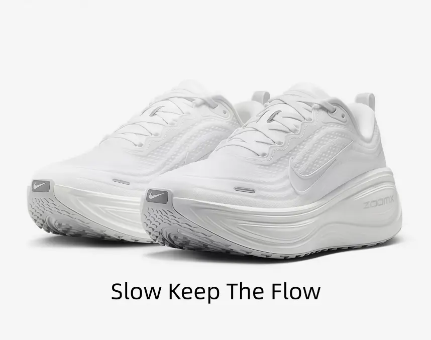 All-White Minimalist Running Shoe with Full-Length ZoomX Foam & Seamless Upper – Engineered for Cloud-Like Comfort & Clean Aesthetic
