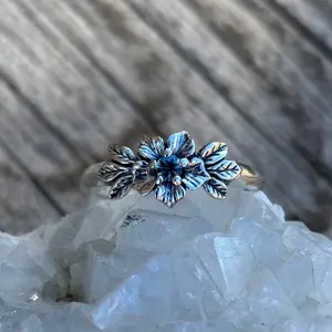 Flower and Leaves Montana Sapphire Ring