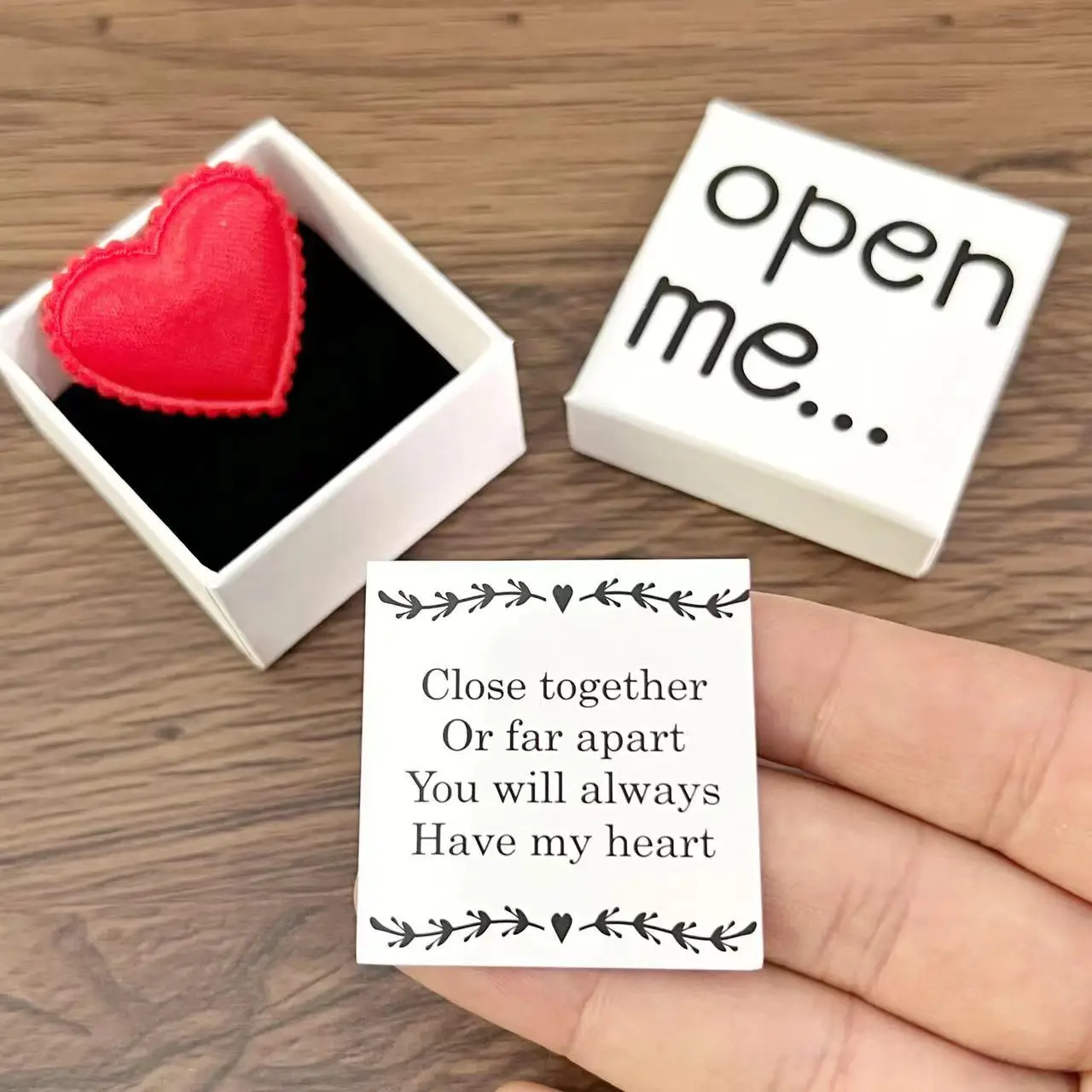 Mini Gift Set, 1 Set Including 1 Count Heart Shaped Pendant & 1 Count Gift Card & 1 Count Gift Box, Themed Gift Box, Gift for Boyfriend & Girlfriend,