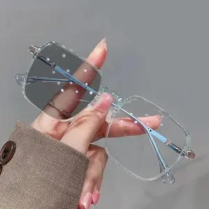 Photochromic Blue Light Blocking Glasses for Men Women Transition UV Protection Anti Glare Eyeglasses Lightweight Metal Frame Computer Screen Glasses for Driving Outdoor Work Office Daily Wear