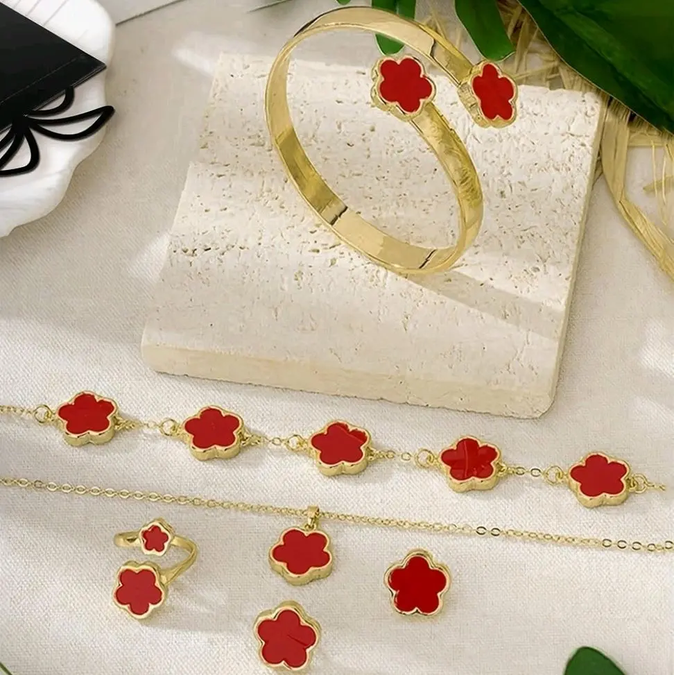 Joyería de trebol de 5 hojas Rojo, Blanco, Negro, diseño de flor de la suerte, collar, aretes, pulsera, anillo de pulsera, juego de joyería, adorno de cadena chapada en oro de trébol. + Regalo sorpresa incluido con cada pedido