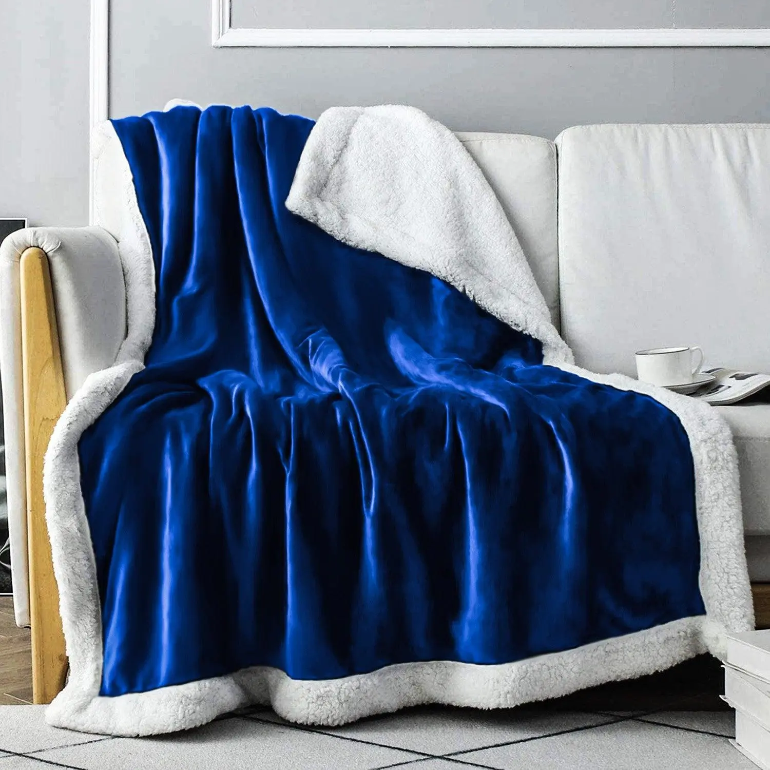 Everlasting Comfort Sherpa + Fleece Dual-Sided Soft Cozy Blanket - Velvety Touch Soothes Skin, Thick, Minky Throw for Cozy Vibes, Comfy Blankets