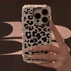 Black Leopard Luxury Rhinestone Fashion Phone Case for iPhone 17 Pro Max 17 Pro 17 Air 17 16 Pro Max 15 14 13 12 Christmas New Year Easter Gift Tough Polycarbonate TPU Matte Glossy Finish Custom Shell