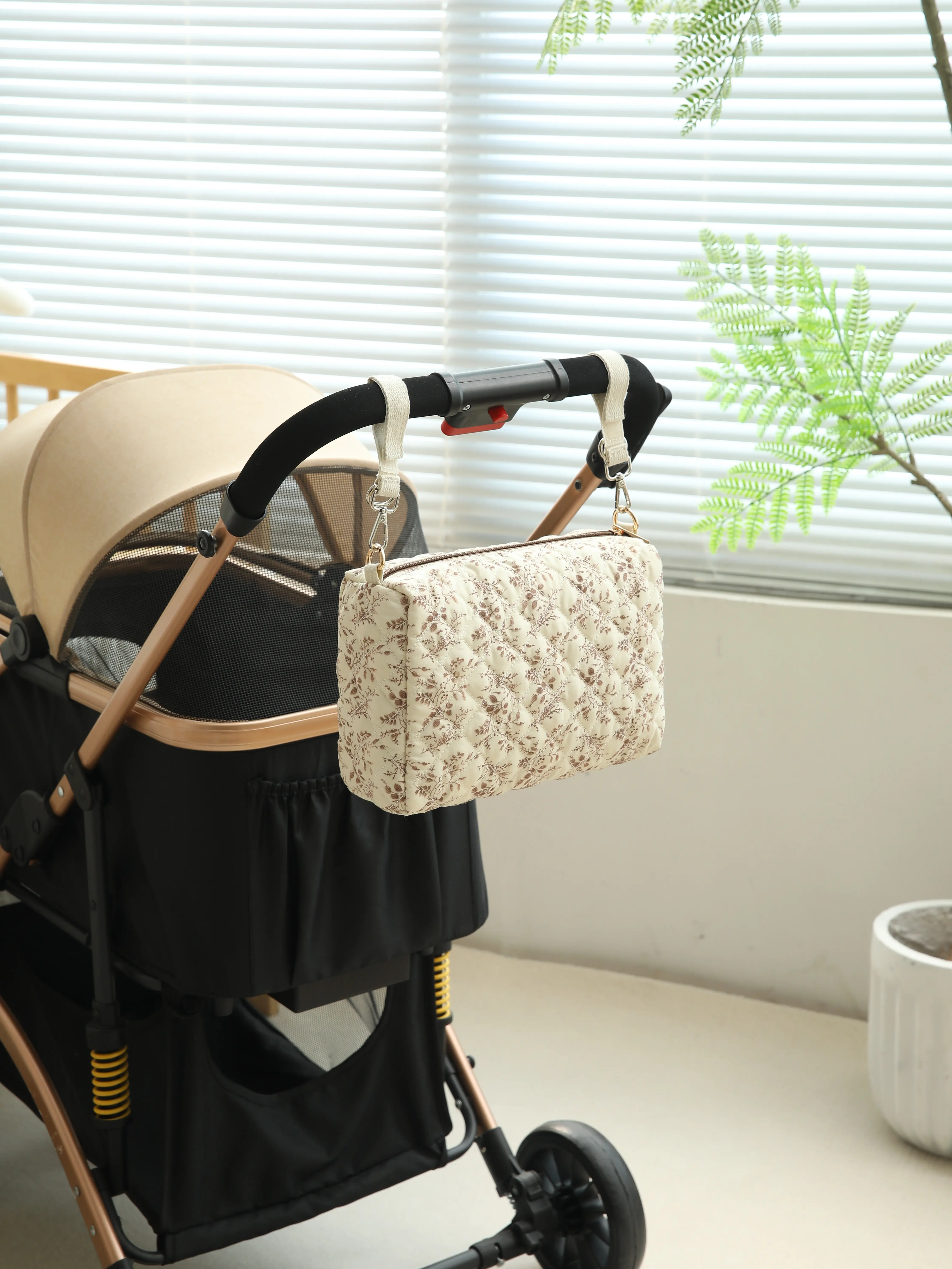 Portable Quilted Stroller Organizer Bag - Lightweight Hanging Mom Essentials Pouch with Loop, Stroller Accessories for Quick Grab Access, Useful for Strolls, Car Rides, Home Storage