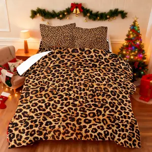 Vintage-style wild leopard print quilted comforter and 1/2 pillowcase (filling not included), suitable for family bedrooms and hotels, Decorative Bedding Set