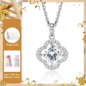Moissanite 1.1ct Bling Luxury Four-Leaf Clover Pendant Necklace Luck and Love Moissanite Jewelry Engagement Wedding Anniversary Perfect Gifts