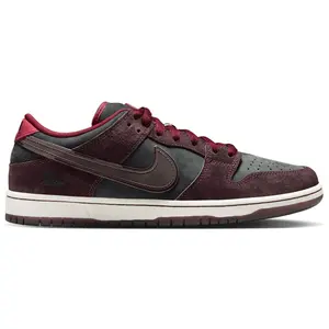 Nike SB Dunk Low Riot Skateshop