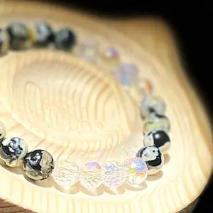 Light yellow orca bracelet