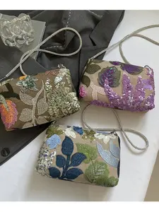 Embroidered Handbag, Vintage Style, Soft Material, Large Capacity, Elegant Shoulder Bag, Crossbody Shoulder Bag, Perfect for Commuting, Work, School, Travel, Gifts