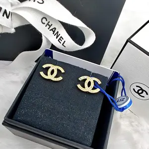 Pre-owned Chanel Gold Brass Classic CC Logo Stud Earrings 1115GIA0020
