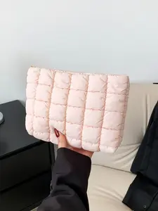 Fashionable Quilted Plaid Padded Makeup Bag, Casual Clutch, Warm Down-Filled Small Pouch Back To School Supplies Large Capacity Quilted Design Clutch, Travel Storage Bag With Zipper, Handheld Cosmetic Pouch, Perfect Christmas Gift Idea
