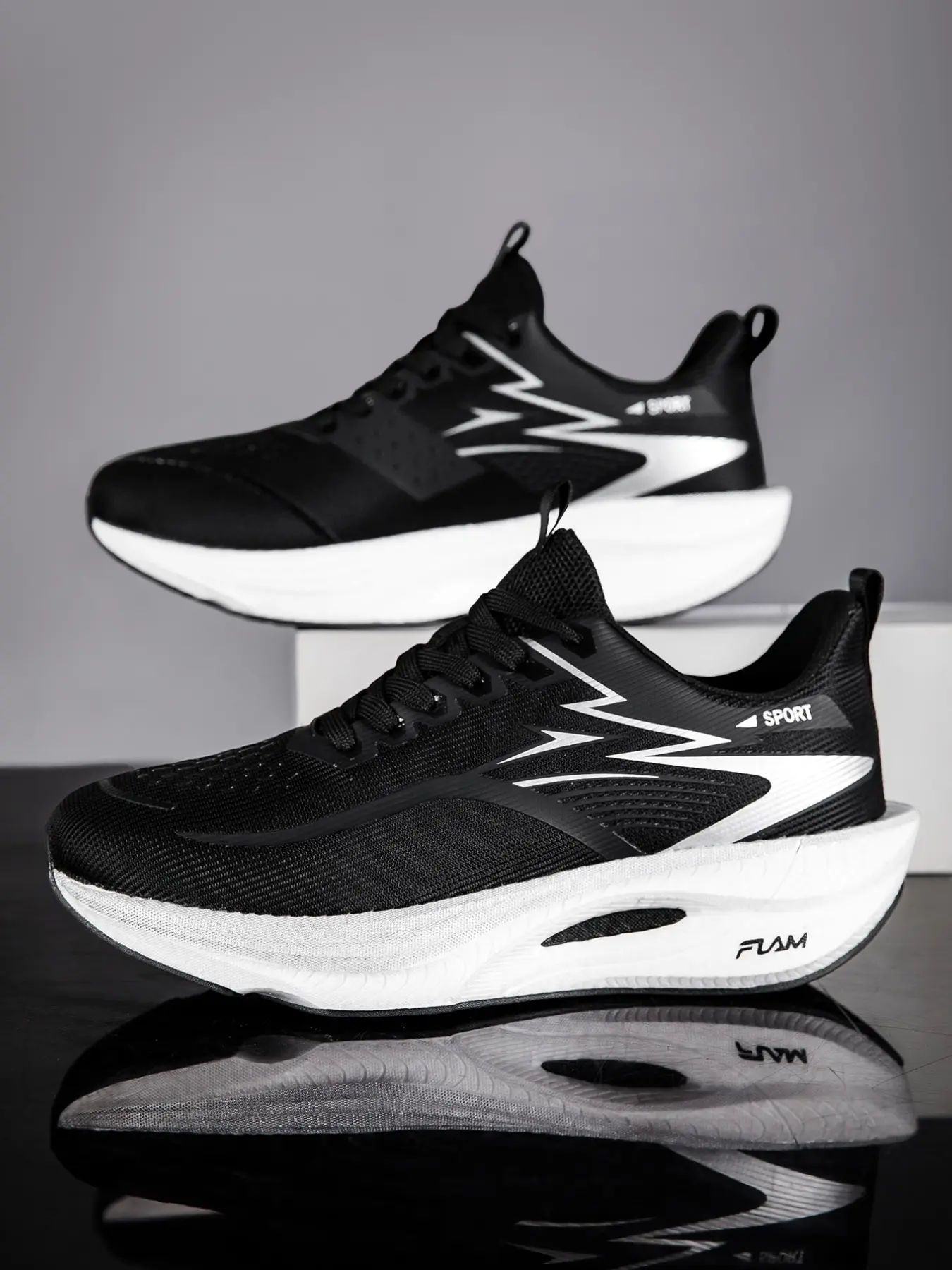 Men's Large Size Low-Top Sports Shoes, Sporty Running Shoes, Running Sneaker, Workout Sneakers, Athletic Running Shoes, Training Shoes, Synthetic Material Upper, Eva Sole, Casual Gym Daily Wear, Breathable Fabric, Running Sports Footwear