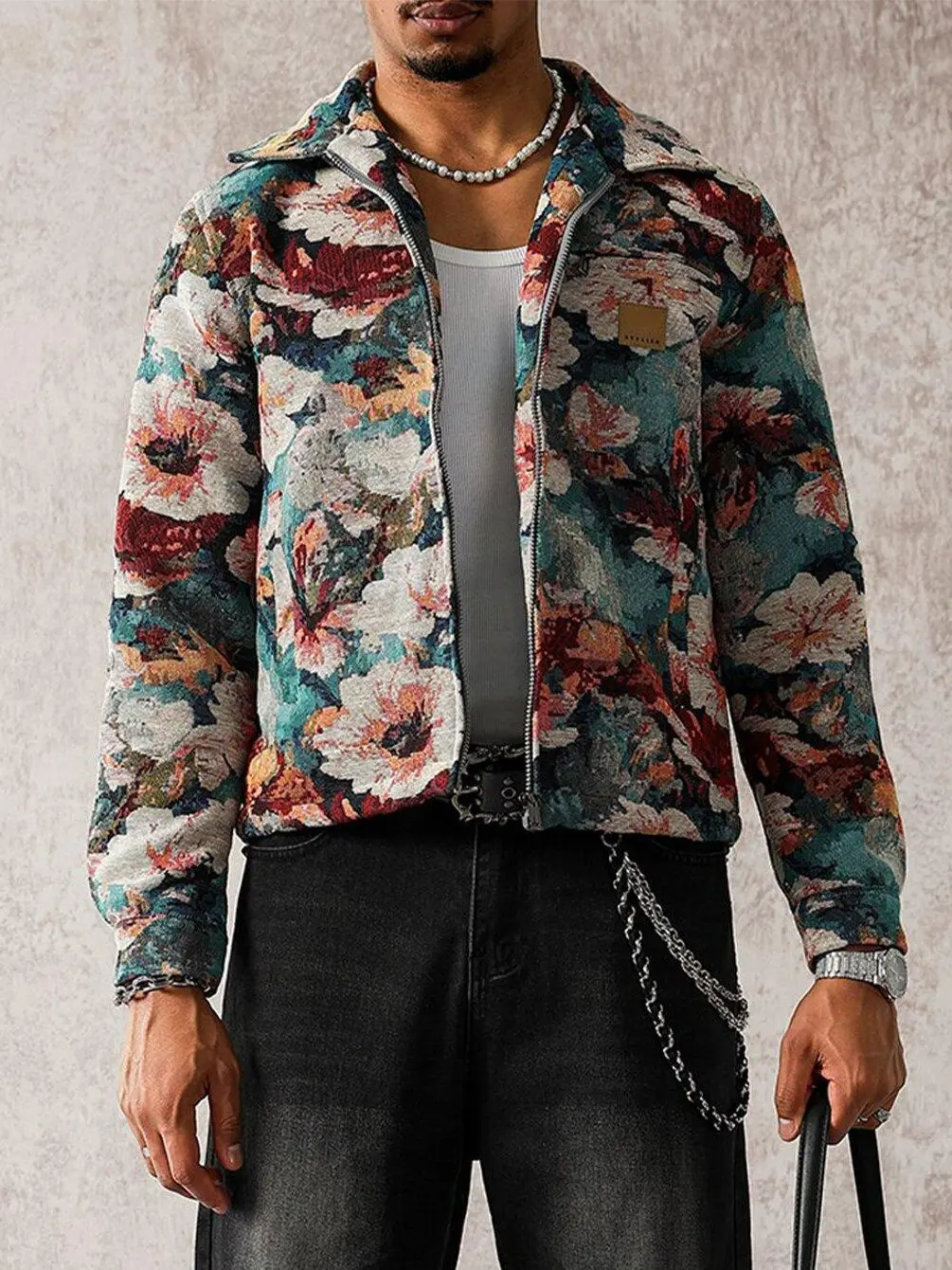 Men’s vintage oil painting floral jacquard zip jacket, turn-down collar American oil painting floral all-over print woven short jacket, high-street style top, thick textured fabric trendy jacket for everyday streetwear.