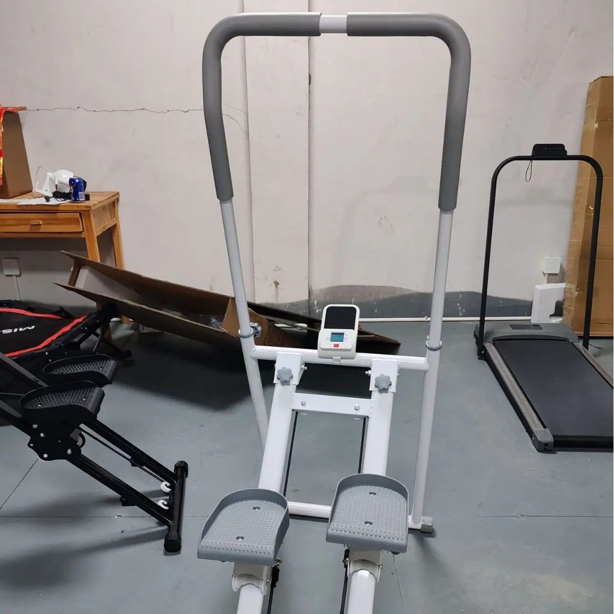Multifunctional Stair Climber, Home Use Fitness Equipment with Treadmill Functionality, Treadmills