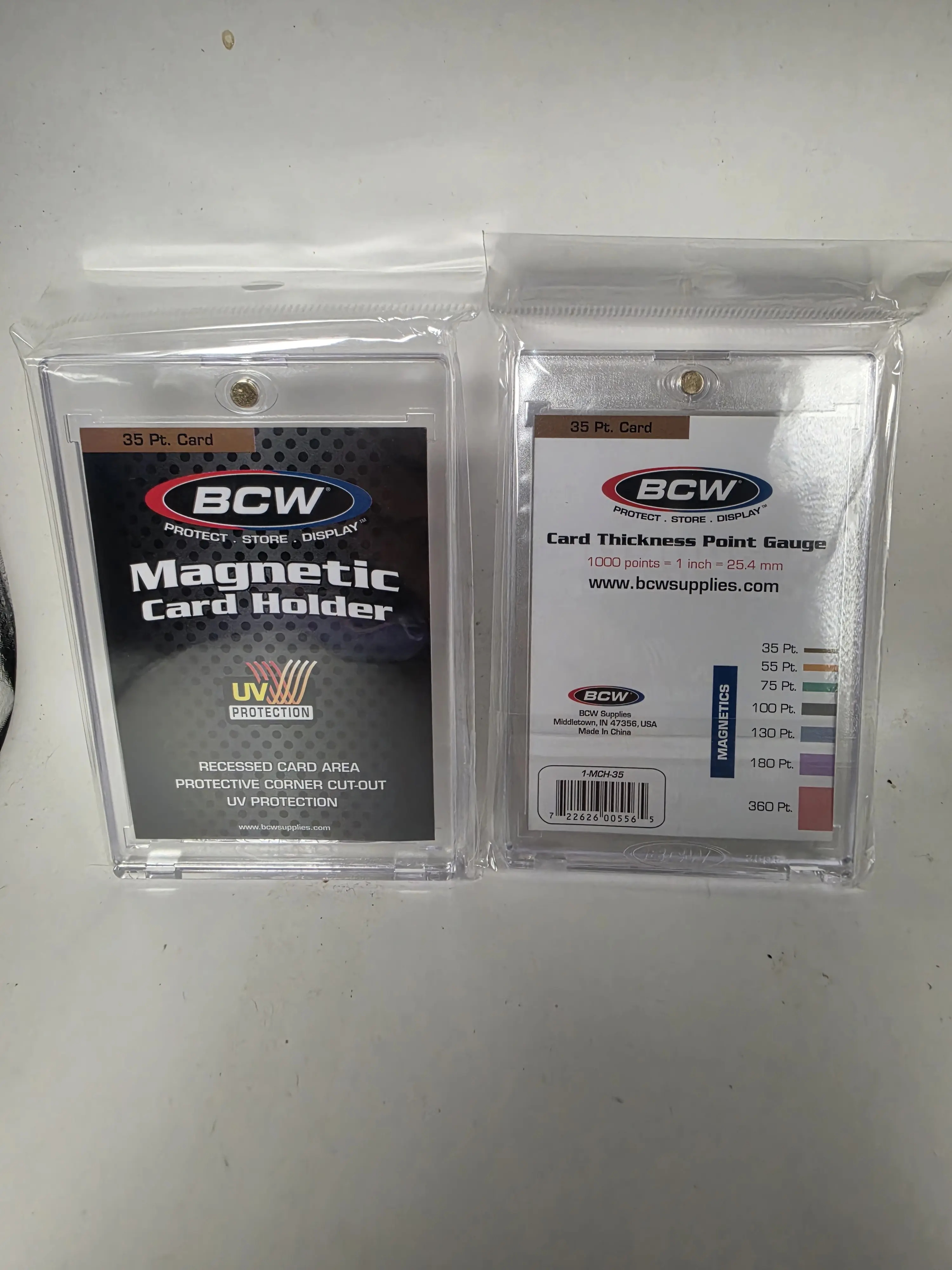 Magnetic Card Holder - 35 PT