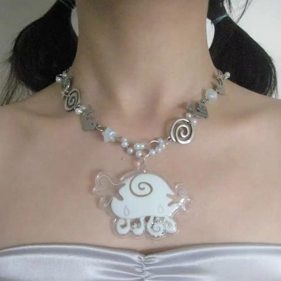 Women's Fantasy Jellyfish Pendant Necklace - Ocean-Aesthetic Metal Beaded Choker, Unique Aquarium-Inspired Costume Neck Jewelry for Daily Wear & Parties