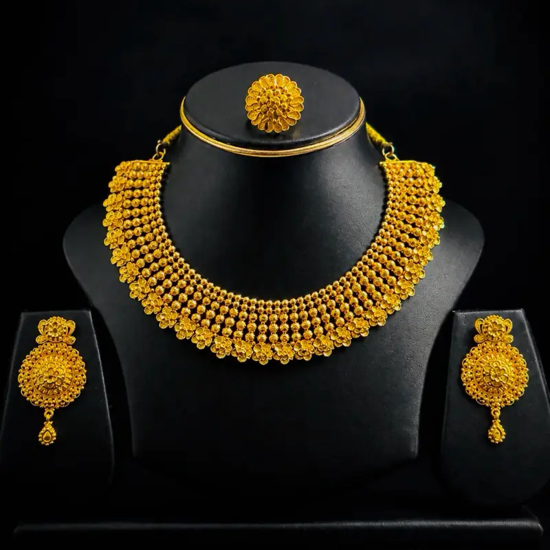 Heavy Goldplated Necklace with Earrings and finger rings too - Elegant Jewelry Set for Special Occasions