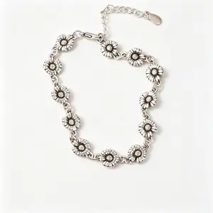 Korean Style Flower Bracelet for Women, Sunflower & Daisy Charm Bracelet, Dainty Stackable Jewelry